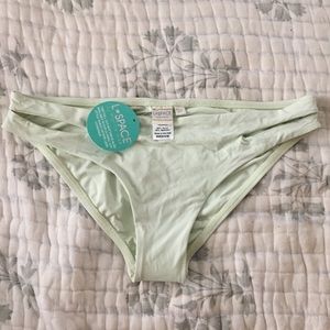 L*Space Swim Bottom Medium NWT Mint
